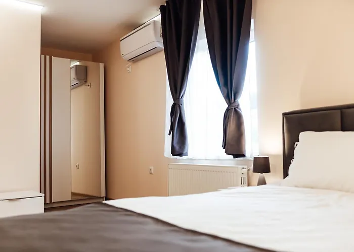 инфинити アパート サパレヴァ・バニャ