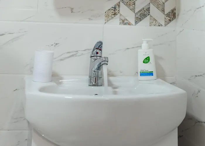 инфинити サパレヴァ・バニャ