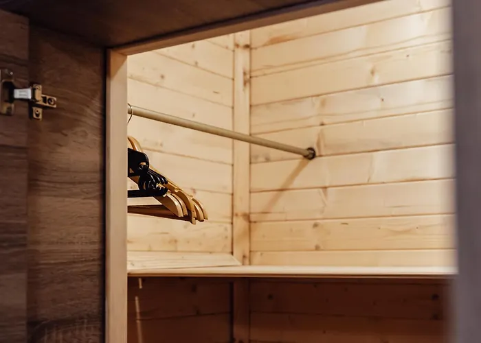 инфинити アパート サパレヴァ・バニャ